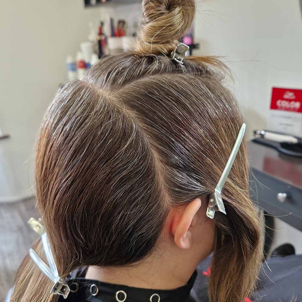 How to prepare hair for coverage technique How to prepare hair for coverage technique